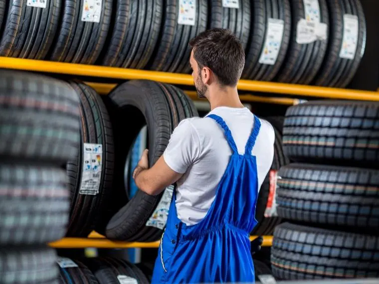 Altınyayla Oto Lastikçi